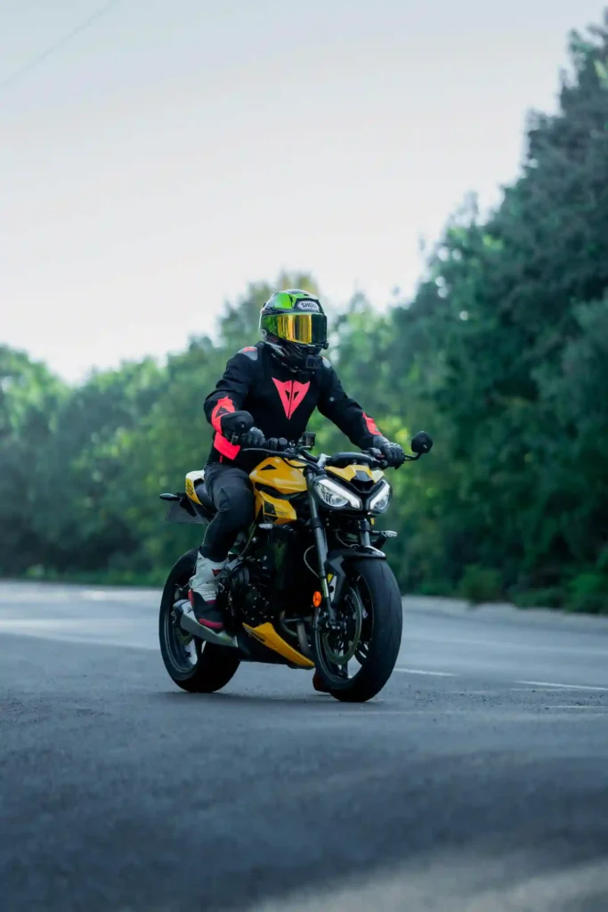 Motociclista giacca moto estiva